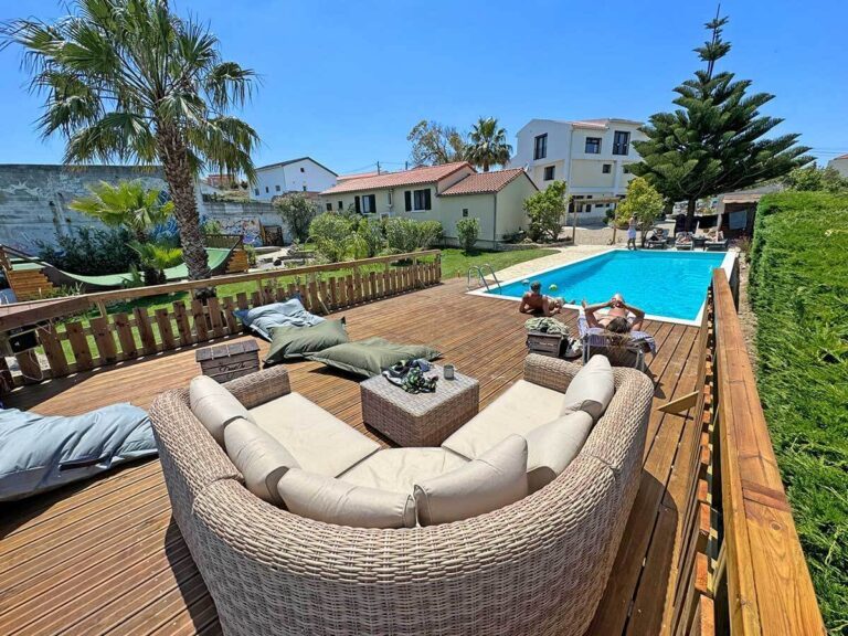 Drop-In-Surfcamp-Portugal-Resort-Garden-6